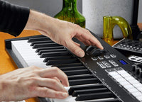 Novation Launchkey 88 MKIII Teclado Controlador 88 Teclas 7