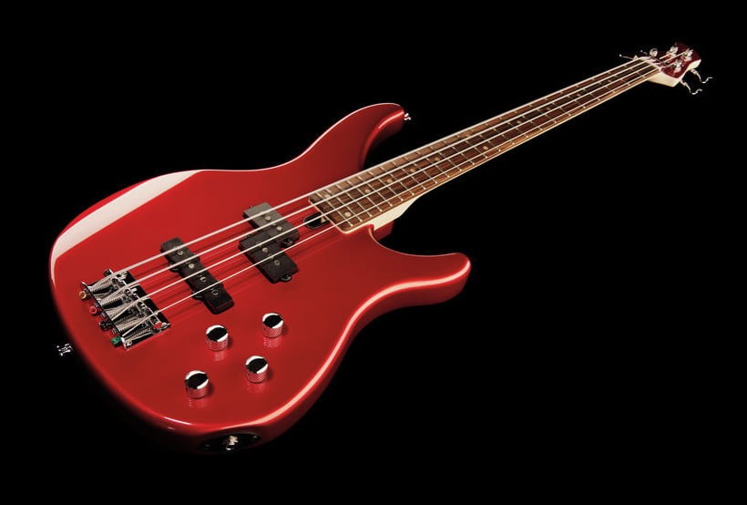 Yamaha TRBX204 BRM Bajo Eléctrico Bright Red Metallic 12