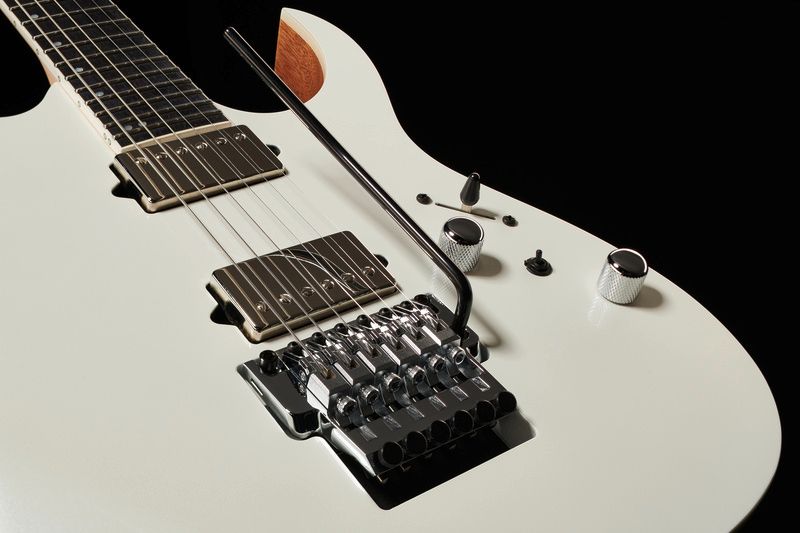 Ibanez RG5320C PW Prestige Guitarra Eléctrica Pearl White 20