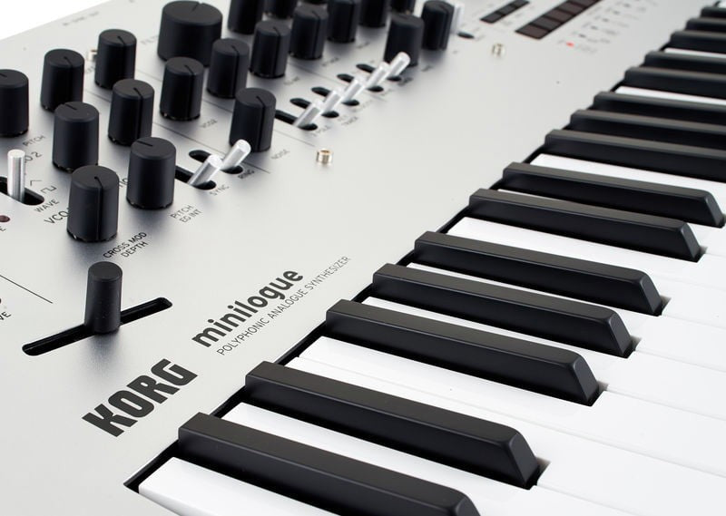 Korg Minilogue Sintetizador Analógico Polifónico 8