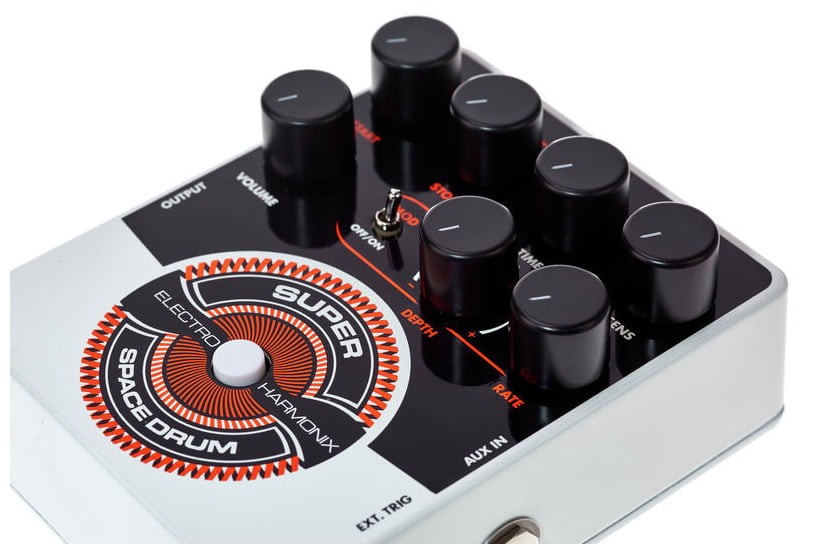 Electro Harmonix Super Space Drum Sintetizador Batería 7