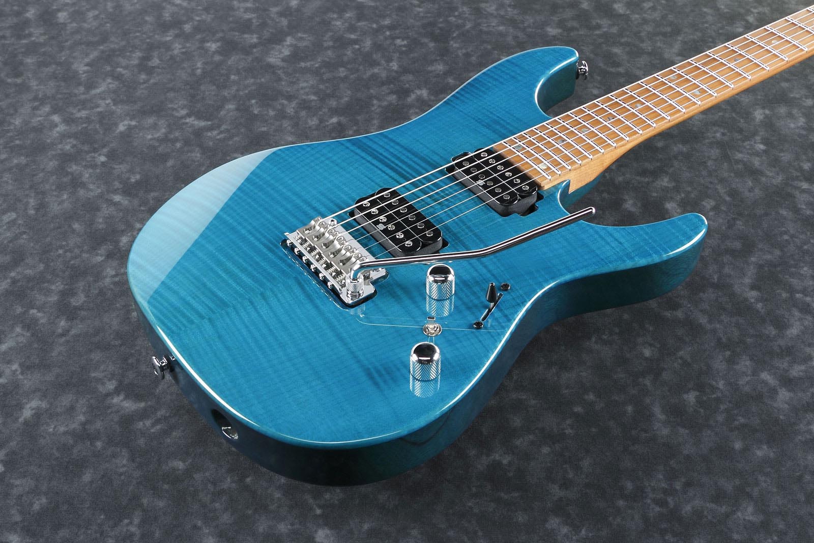 Ibanez MM1 TAB Martin Miller Signature Guitarra Eléctrica Transparent Aqua Blue 5