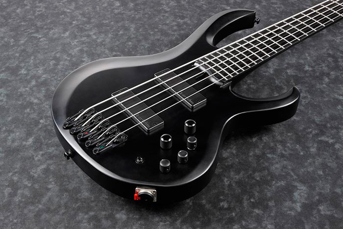 Ibanez BTB625EX BKF Bajo Eléctrico 5 Cuerdas Black Flat 5