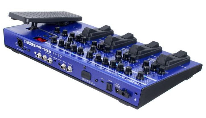 Boss ME90B Pedalera Multiefectos Bajo 7