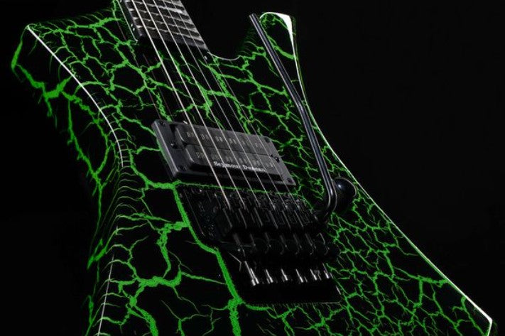 Jackson Pro Signature Brandon Ellis Kelly EB Guitarra Eléctrica Green Crackle 17