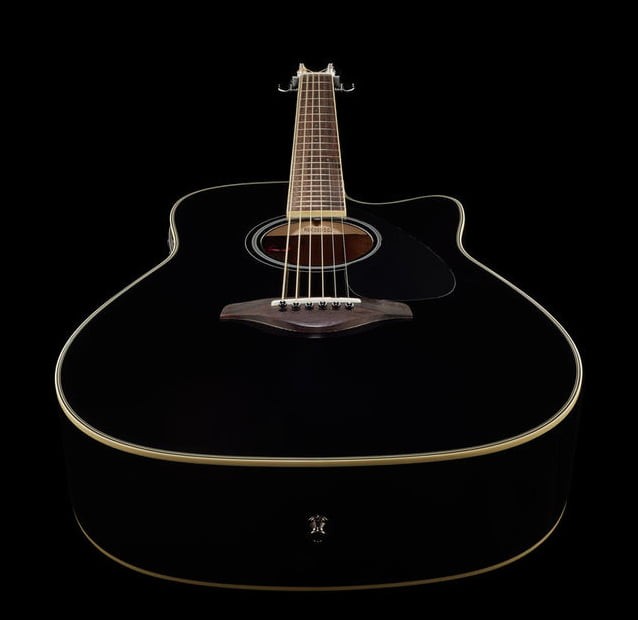 Yamaha FGX820C BL Guitarra Electroacústica Western Negra 12