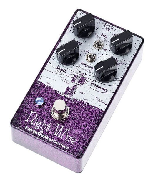 Earthquaker Devices Night Wire V2 Pedal Tremolo 4