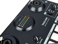 Tascam US-42B Ministudio Creator Interfaz de Audio 10