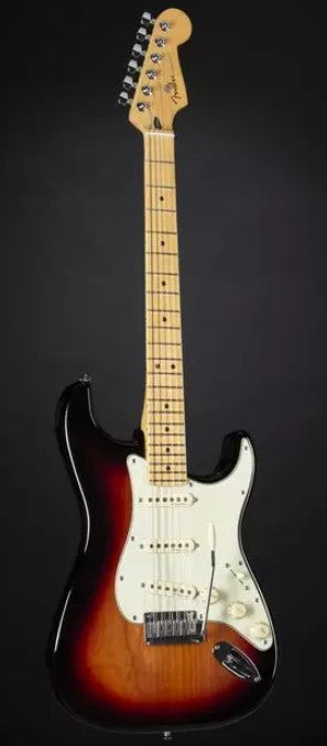 Fender Player Plus Stratocaster MN Guitarra Eléctrica 3 Colores Sunburst 9