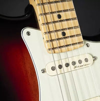 Fender Player Plus Stratocaster MN Guitarra Eléctrica 3 Colores Sunburst 15