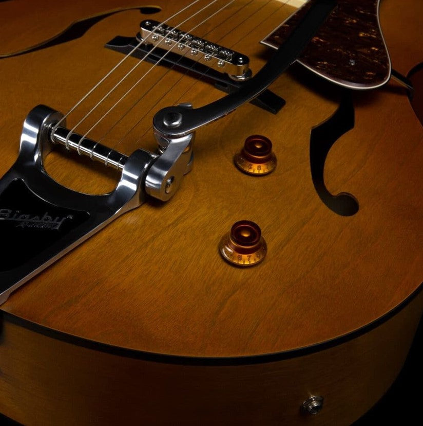Godin 5th Avenue Jumbo P-Rail HG Guitarra Eléctrica Harvest Gold 7