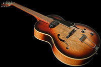 Godin 5th Avenue Kingpin P90 VB Guitarra Eléctrica Vintage Burst 7