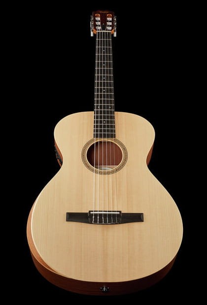 Taylor Academy 12E N Guitarra Electroacústica Nylon Grand Concert 13