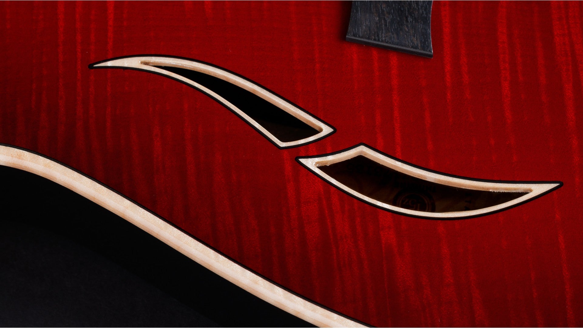 Taylor T5Z Pro CR Guitarra Eléctrica Cayenne Red 8