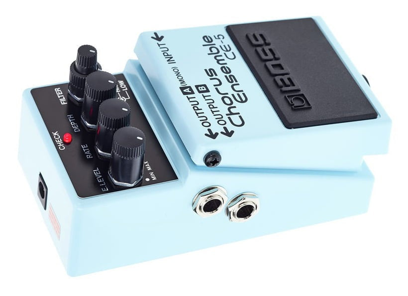 Boss CE5 Chorus Estéreo Pedal 5