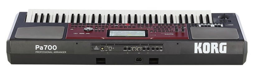 Korg PA700 OR Teclado Interactivo Oriental 6