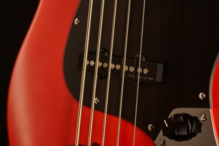 Marcus Miller V3P-5 RDS Bajo Eléctrico 5 Cuerdas Red Satin 10