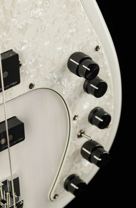 Marcus Miller P8-4 WBL Bajo Eléctrico White Blonde 11