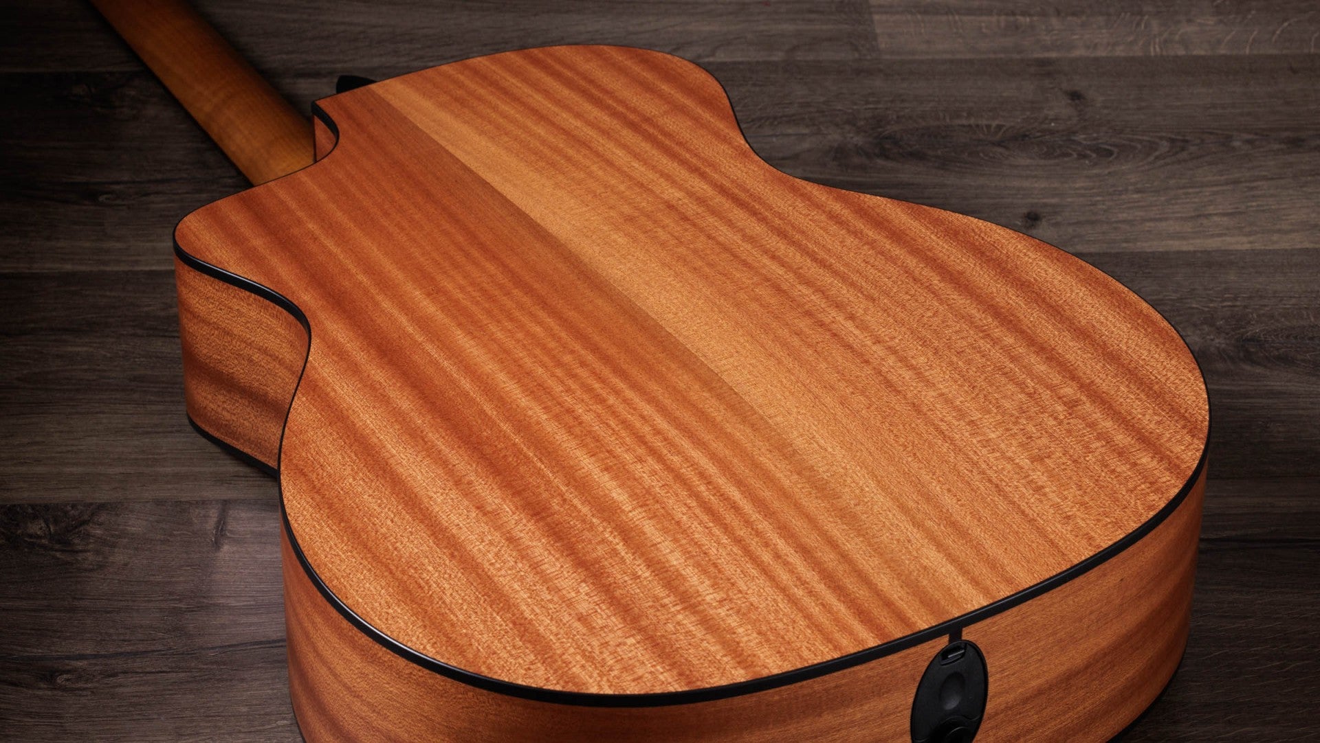 Taylor 114CE-S Sapele Guitarra Electroacústica Grand Auditorium 10