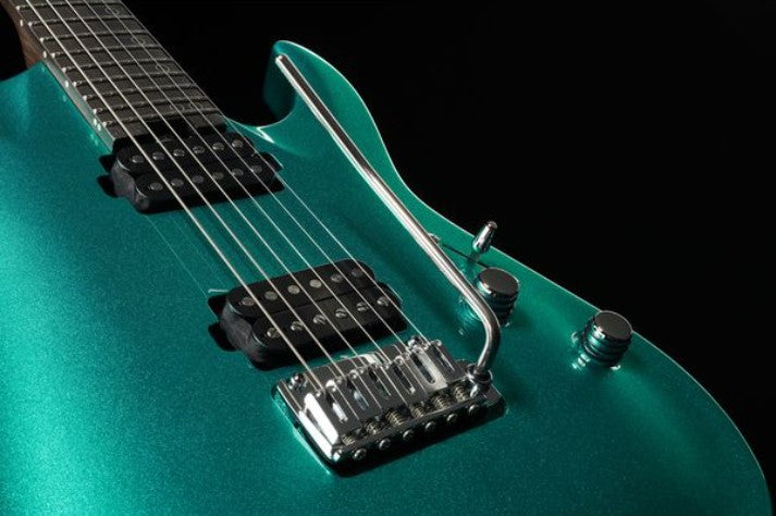 Schecter AM-6 Trem AJ Aaron Marshall Guitarra Eléctrica Arctic Jade 17