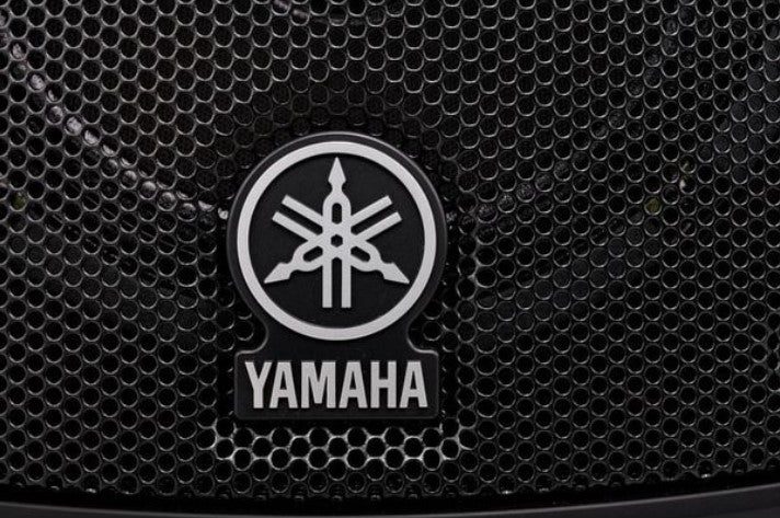 Yamaha Stagepas400BT Sistema de PA Portátil con Bluetooth 10