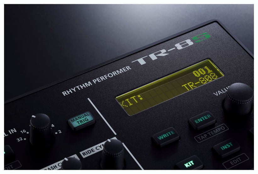 Roland TR8S Caja de Ritmos Aira Rhythm Performer 11