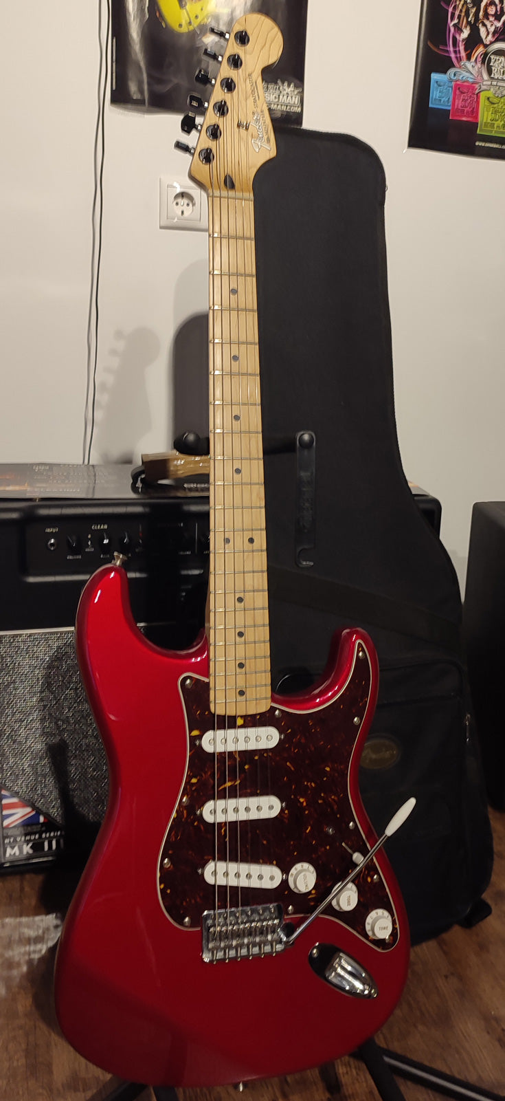 Fender Standard Mex Stratocaster Special Edition MN Guitarra Eléctrica Candy Apple Red. Segunda Mano 1