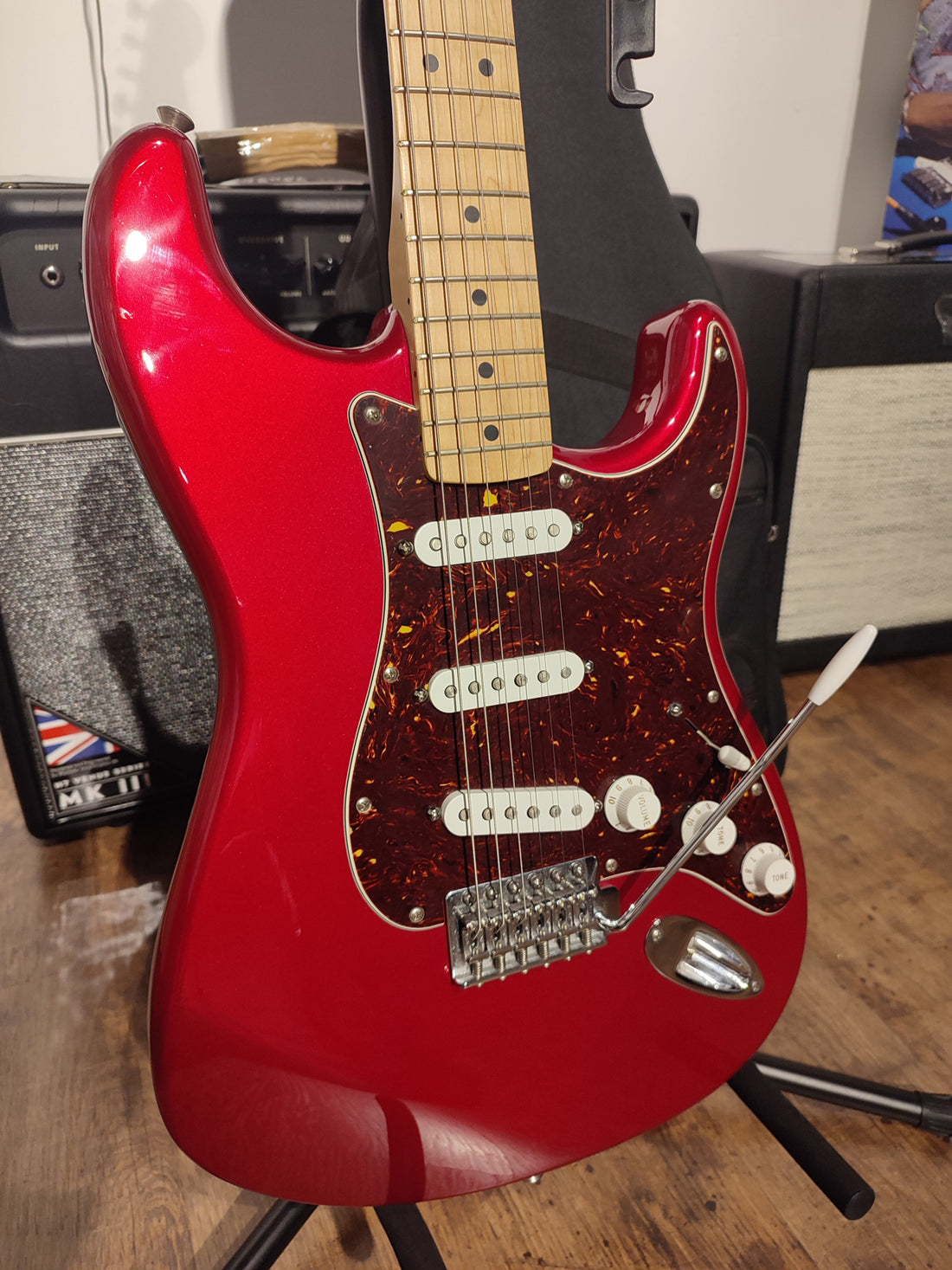 Fender Standard Mex Stratocaster Special Edition MN Guitarra Eléctrica Candy Apple Red. Segunda Mano 2