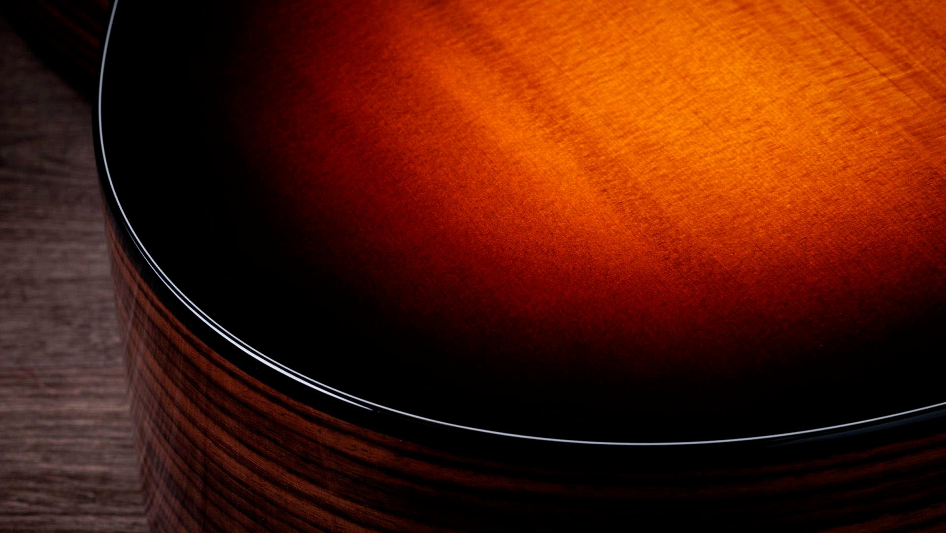 Taylor 217e-SB Plus Guitarra Electroacústica Grand Pacific Sunburst 3