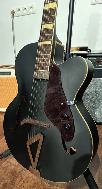 Gretsch G100BKCE Synchromatic Guitarra Eléctrica Negra. Segunda Mano 2