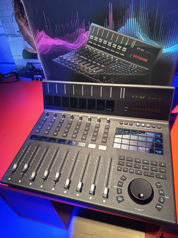 Icon V1-M Controlador para DAW. Segunda Mano 1