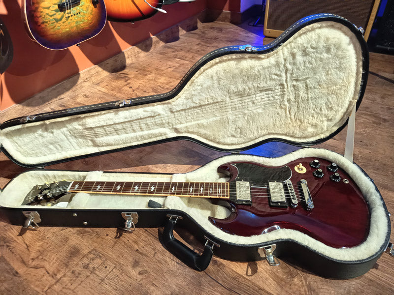GIBSON SG Angus Young Thunderstruck Signature Guitarra Eléctrica Heritage Cherry. Segunda Mano 4