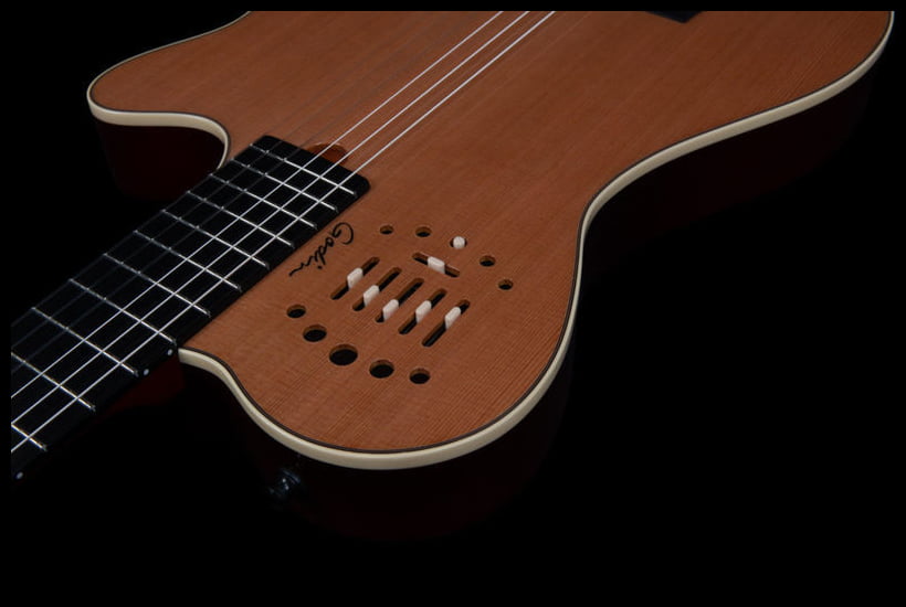 Godin Multiac Grand Concert Deluxe Guitarra Española Electrificada Natural 6