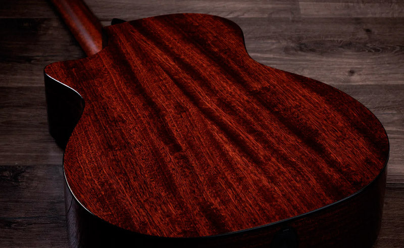 Taylor 324ce SEB Next Generation Guitarra Electroacústica Grand Auditorium Shaded Edge Burst 4