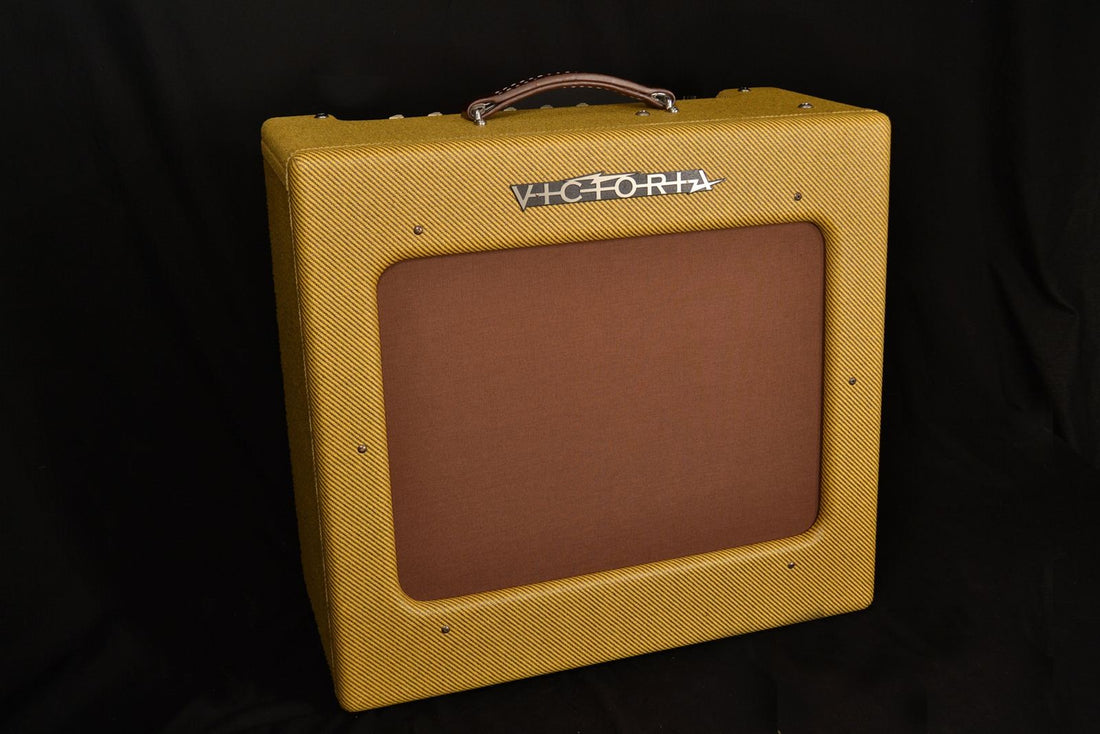 Victoria Regal II Amplificador Guitarra Válvulas 1X15 1