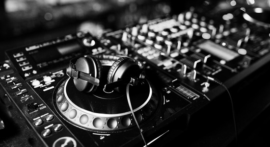 Cómo Elegir Controladoras DJ  Blog de Música Auvisa - Auvisa